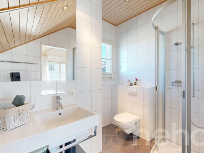 Lichtdurchflutete Doppelhaushälfte in erhöhter Lage image 10