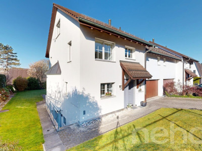 Lichtdurchflutete Doppelhaushälfte in erhöhter Lage image 12