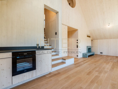 Erstbezug in Risch: Exklusive 4.5-Zimmer-Maisonette mit Galerie, Cheminée und zwei Loggien image 5