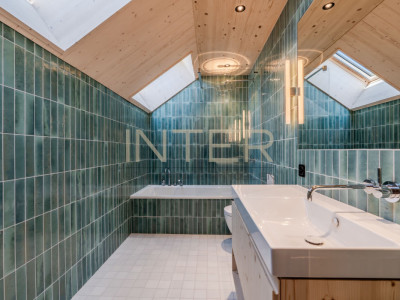 Erstbezug in Risch: Exklusive 4.5-Zimmer-Maisonette mit Galerie, Cheminée und zwei Loggien image 8