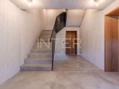 Erstbezug in Risch: Exklusive 3.5-Zimmerwohnung im 2. OG mit 3 Loggien und Cheminée image 13