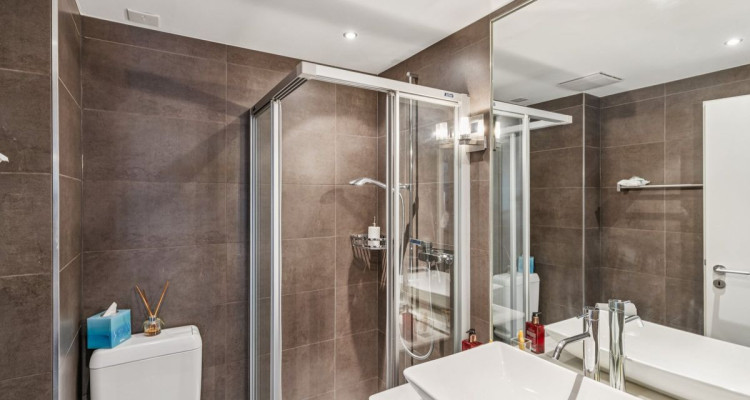 Villa avec vue lac imprenable dans un quartier prisé à Bevaix image 5