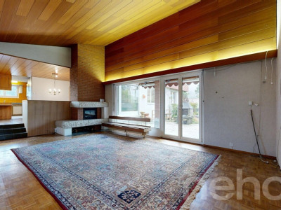 Charmantes, freistehendes 6.5-Zimmer EFH mit grossem Umschwung image 2