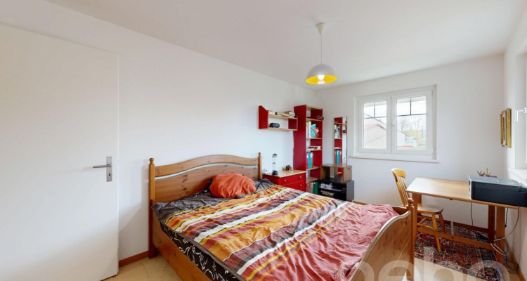 Dans un quartier tranquille image 9