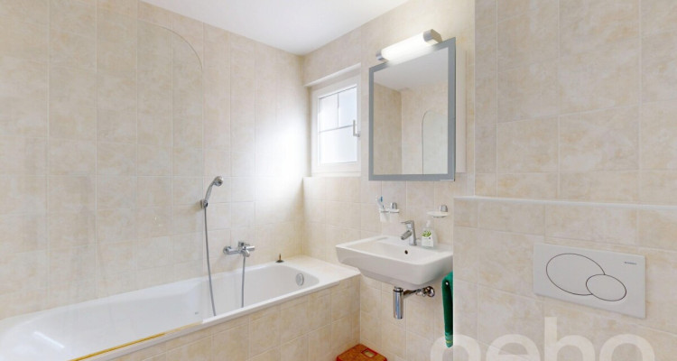 Dans un quartier tranquille image 10