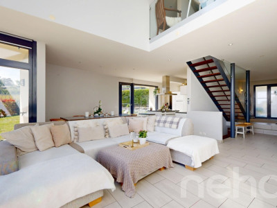 Maison contemporaine aux volumes dexception avec vue lac et Alpes image 5