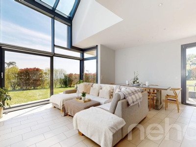 Maison contemporaine aux volumes dexception avec vue lac et Alpes image 5