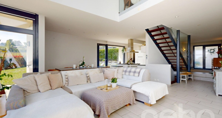 Maison contemporaine aux volumes dexception avec vue lac et Alpes image 5