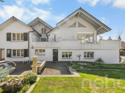 Stilvolles Mehrgenerationenhaus mit Terrasse und viel Privatsphäre image 3