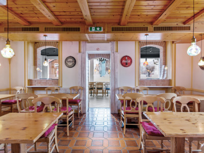 IMMEUBLE MIXTE – FLEURIER CENTRE image 12