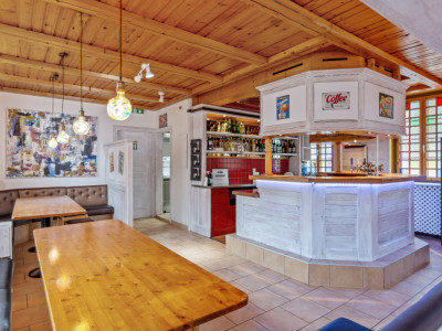 IMMEUBLE MIXTE – FLEURIER CENTRE image 10