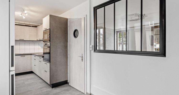 IMMEUBLE MIXTE – FLEURIER CENTRE image 4