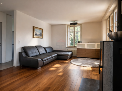 Propriété de caractère rénovée avec élégance dans un cadre exclusif image 4