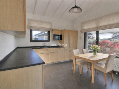 VILLA INDIVIDUELLE AVEC VUE LAC image 3