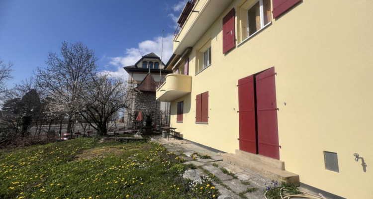 Charmant rez-de-jardin avec vue sur le lac et les Alpes image 10