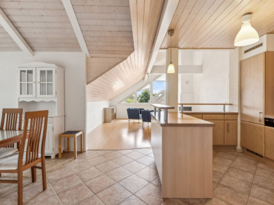 Superbe attique traversant de 110 m² à 15 minutes des portes de Lausanne image 4