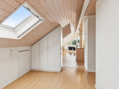 Superbe attique traversant de 110 m² à 15 minutes des portes de Lausanne image 10