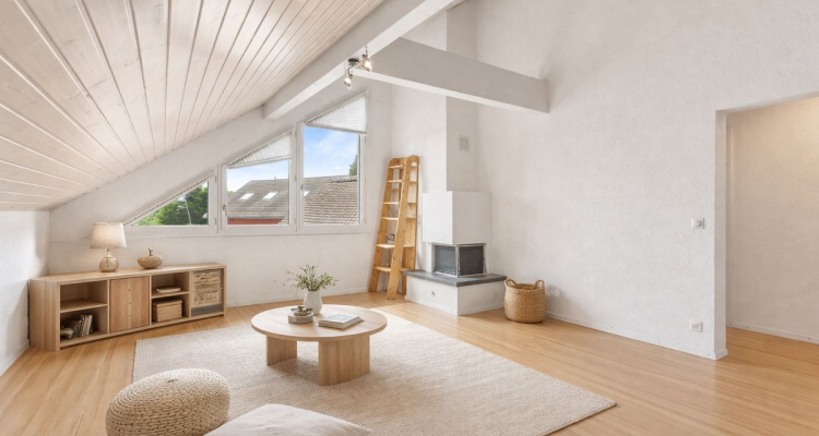 Superbe attique traversant de 110 m² à 15 minutes des portes de Lausanne image 2