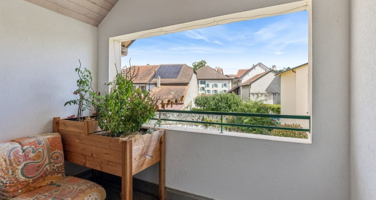 Superbe attique traversant de 110 m² à 15 minutes des portes de Lausanne image 13