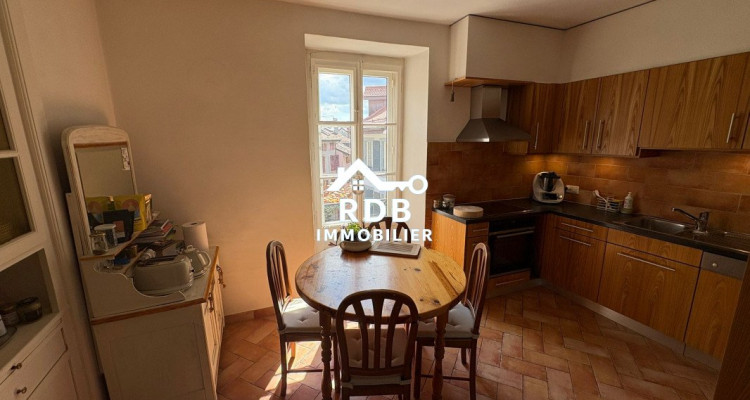 Appartement de 5,5 pièces au 2ème étage sans ascenseur situé à Orbe 1350 image 4