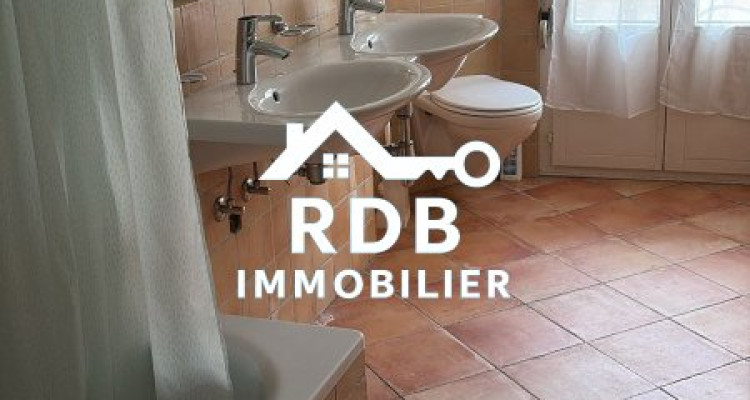 Appartement de 5,5 pièces au 2ème étage sans ascenseur situé à Orbe 1350 image 12