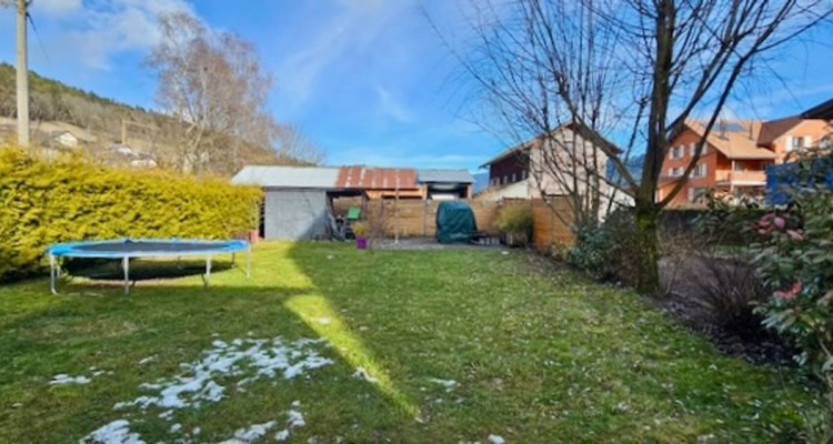 Authentique maison villageoise, Charme et volumes à Boveresse image 1