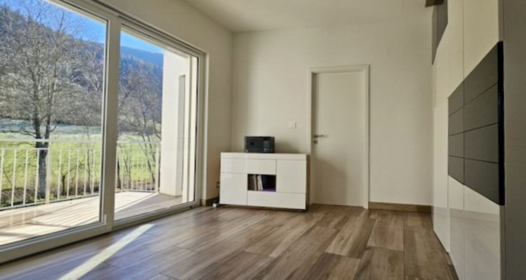 Villa mitoyenne située dans un agréable quartier prisé de Fleurier image 7