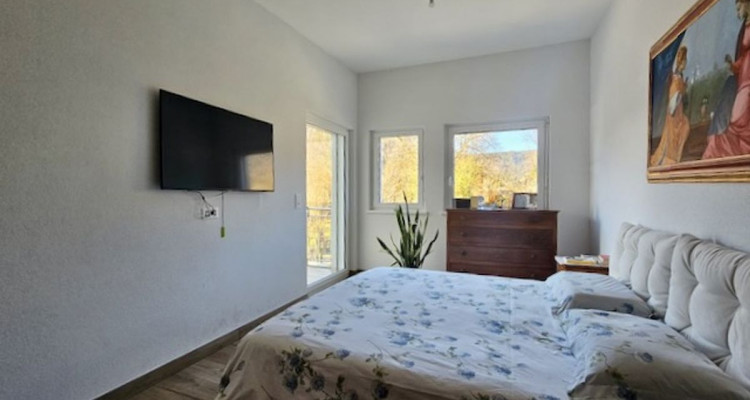  Villa  contigüe située dans un agréable quartier prisé de Fleurier image 13