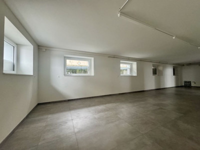  À LOUER   OU À VENDRE, local commercial avec entrée indépendante image 10