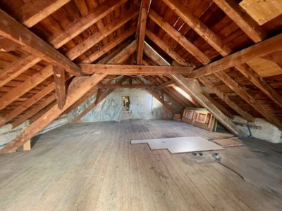   Faites une offre pour ce très bel Immeuble mixte, avec 14 garages et 18 places de parc image 5