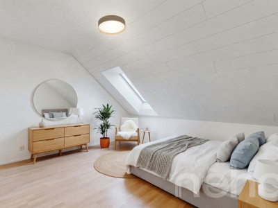 Lumineux 3.5 pièces avec galetas privatif image 9