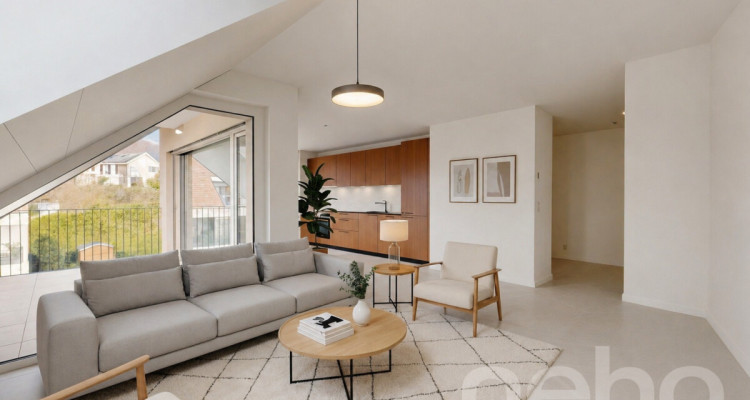 Lumineux 3.5 pièces avec galetas privatif image 2