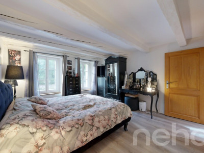 Maison villageoise avec terrasse et séjour cathédrale - Corsier image 7