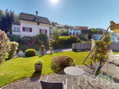 Haus mit einzigartiger Architektur und grossem Gartenparadies image 2