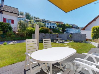 Haus mit einzigartiger Architektur und grossem Gartenparadies image 3