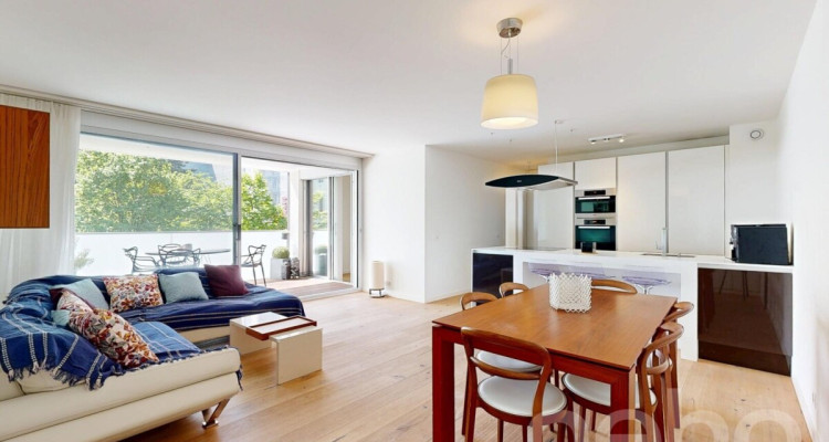 Côté jardin - emplacement calme image 4