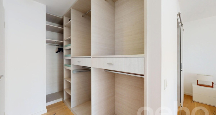 Côté jardin - emplacement calme image 9