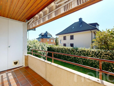 Grosszügige 5-Zimmer-Wohnung mit zwei Balkonen und Lift image 11