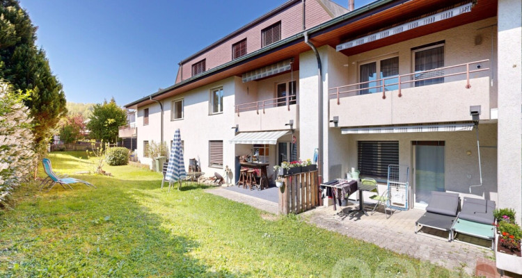 Grosszügige 5-Zimmer-Wohnung mit zwei Balkonen und Lift image 2