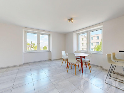 Renovierte Wohnung mit Balkon und Nähe zum See image 5