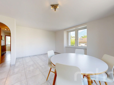 Renovierte Wohnung mit Balkon und Nähe zum See image 9