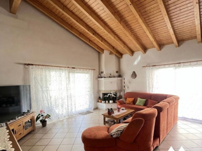 LOasis de Saxon : Ensoleillement exceptionnel et Volumes Généreux image 3