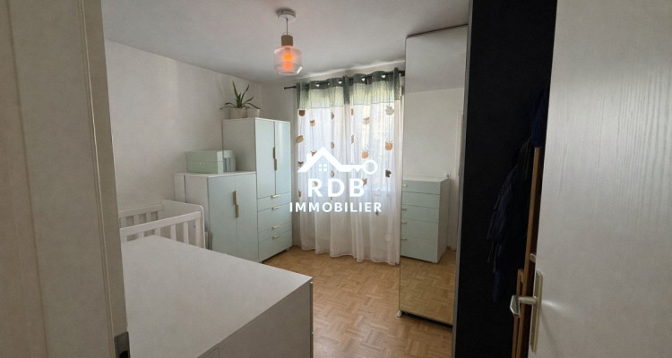Appartement en duplex de 4,5 pièces au 7ème étage situé à Acacias 1227 image 5