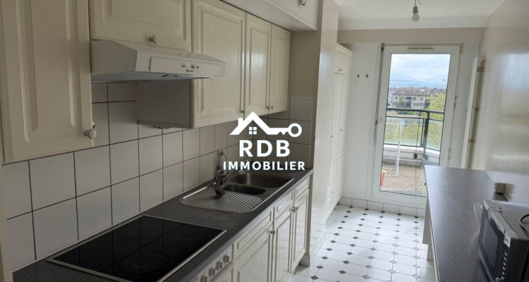 Appartement de 4,5 pièces au 8ème étage situé à Genève 1203 image 5
