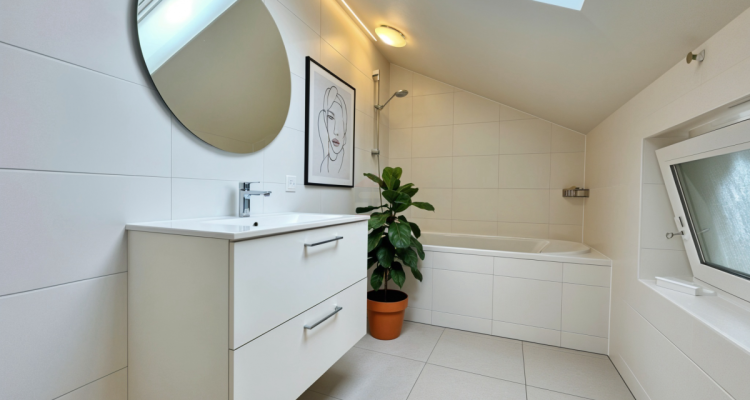 Charmante maison semi-individuelle de 5 pièces avec un beau jardin privatif image 7