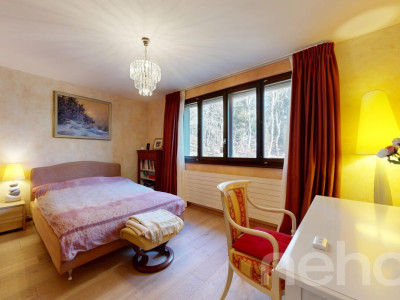 A 5 minutes dAubonne: grande villa nichée dans un écrin de verdure image 12