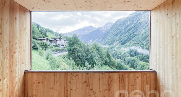 2.5-Zimmer-Attikawohnung mit Weitblick in Spiringen image 2