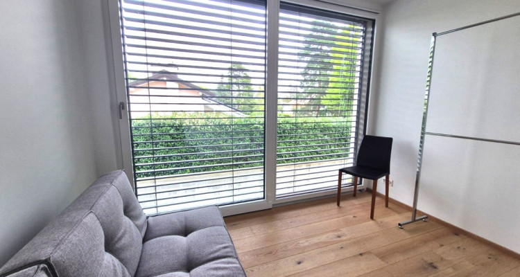 Magnifique 4 pièces neuf avec vaste terrasse zone résidentielle Cologny/Gradelle image 8