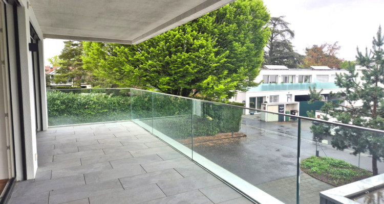 Magnifique 4 pièces neuf avec vaste terrasse zone résidentielle Cologny/Gradelle image 7