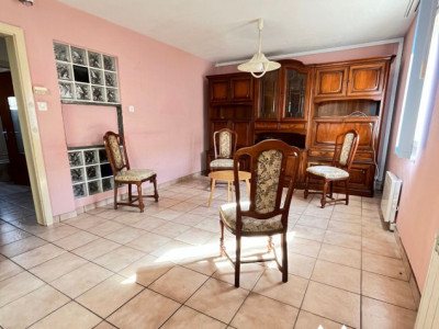 Le Charme de Châtaignier : Maison villageoise à fort potentiel et vue dégagée image 7